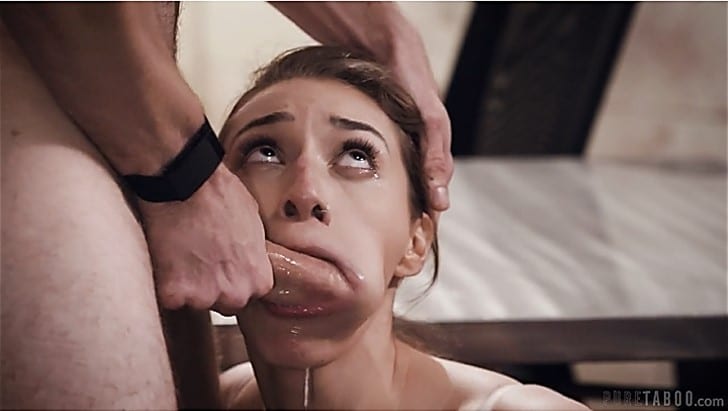 Secretary decided to take the boss away from the family and agreed to sleep with him and start an affair